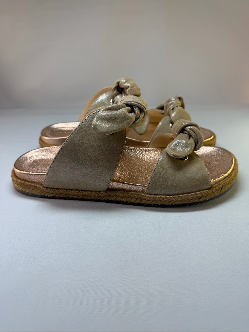 Jimmy Choo Nixon Flat Nude Suede Bow Espadrille Sandals EU 39